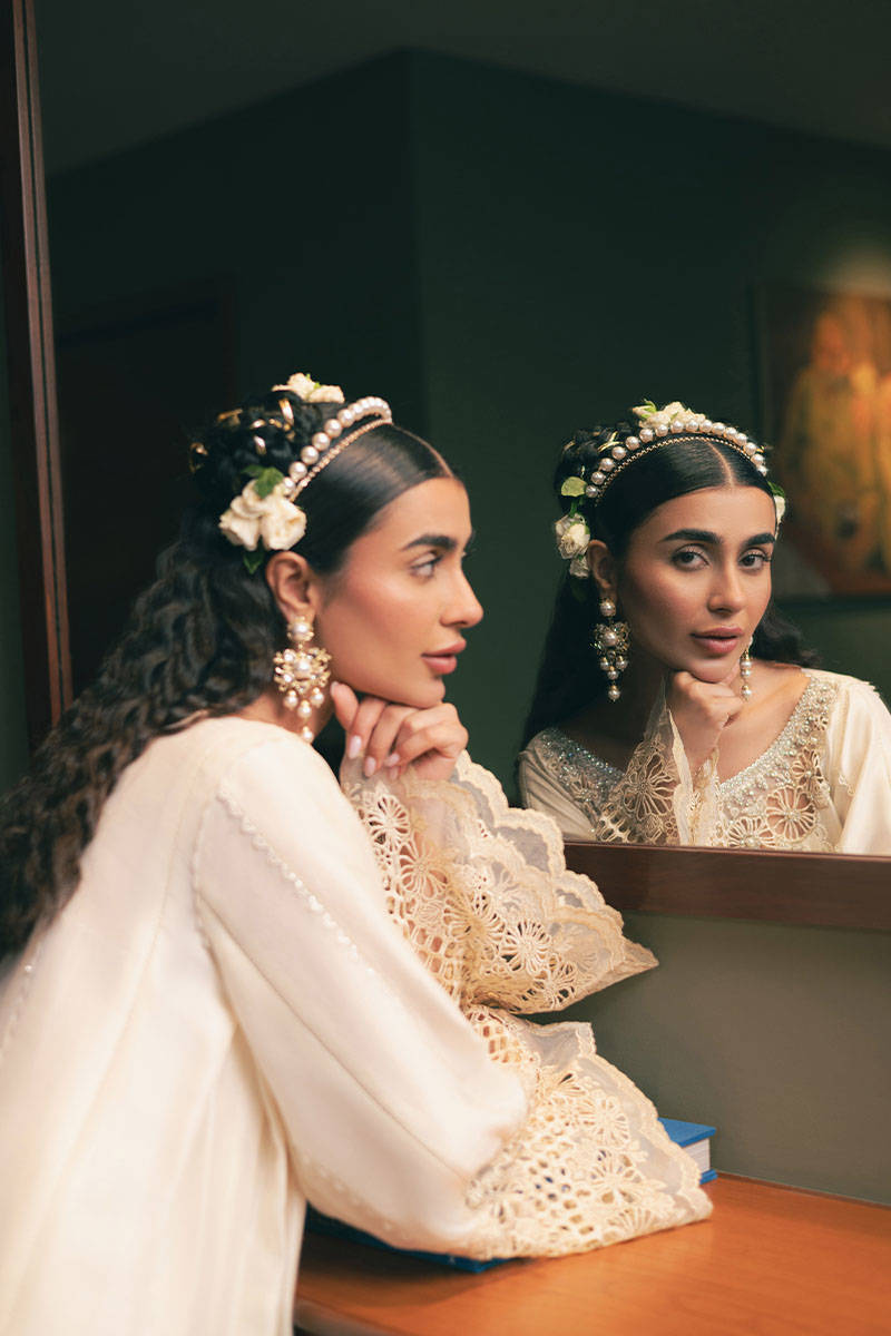 Picture of Snowy Whisper